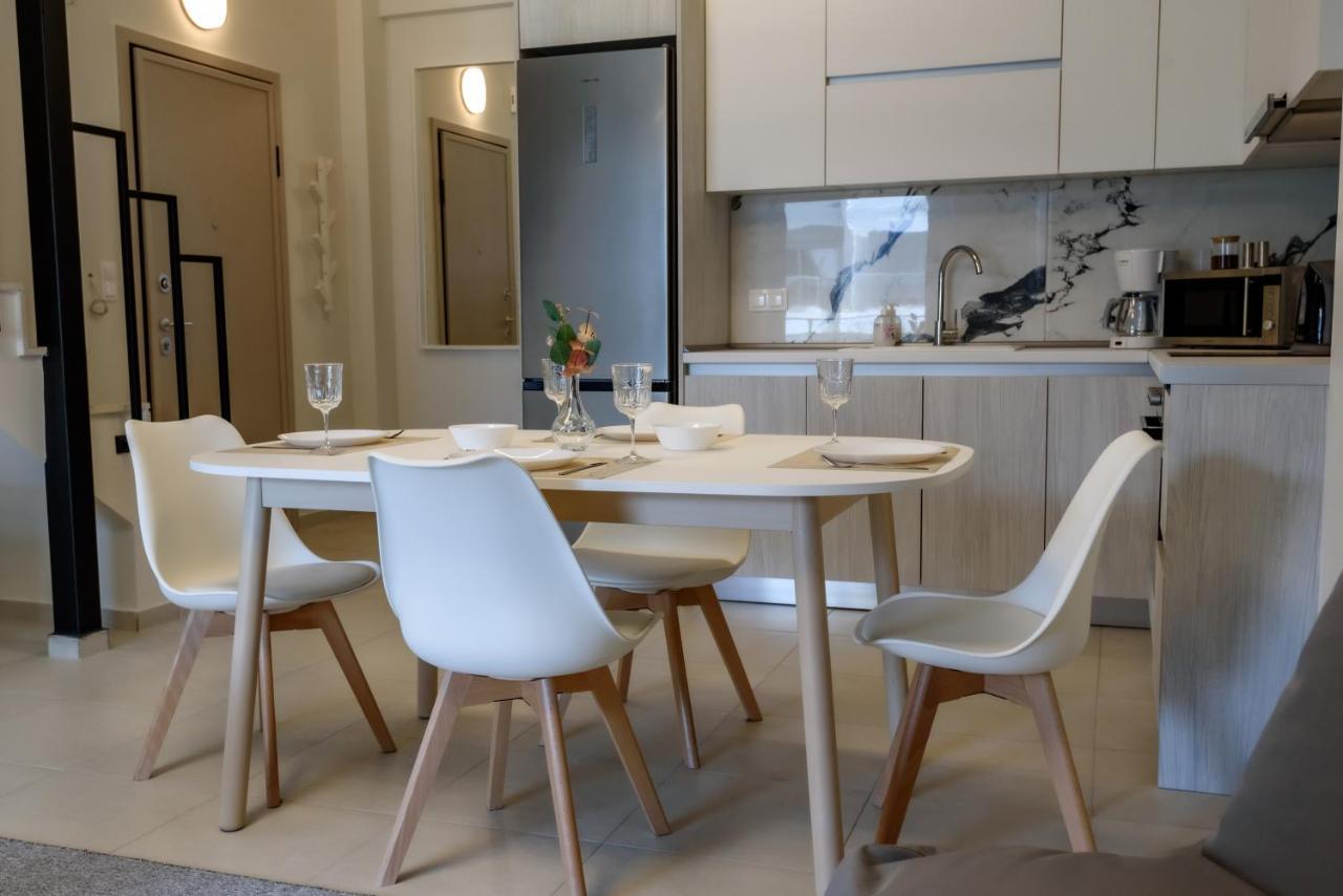 Itaka Familiy Apartments - Halkidiki Suites Com Никити Екстериор снимка