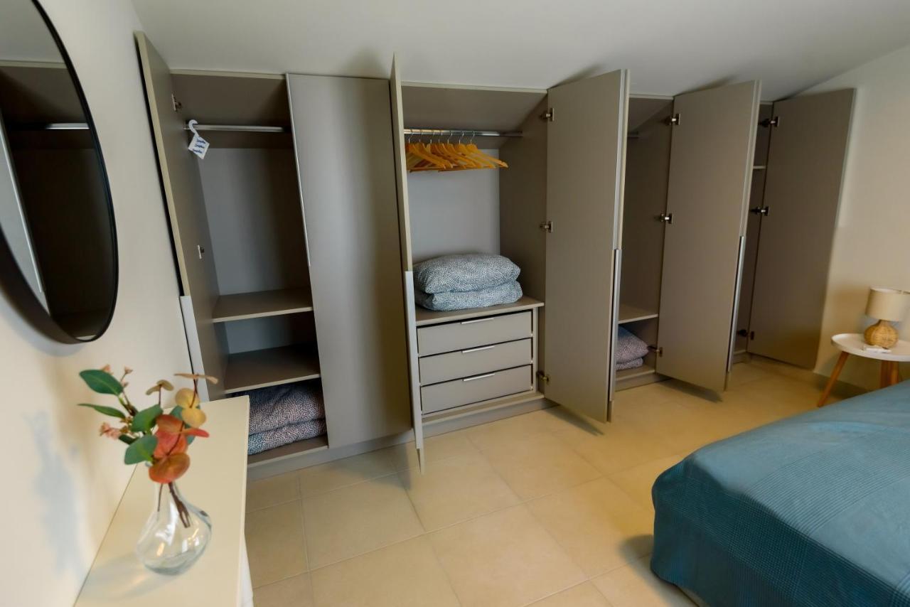Itaka Familiy Apartments - Halkidiki Suites Com Никити Екстериор снимка