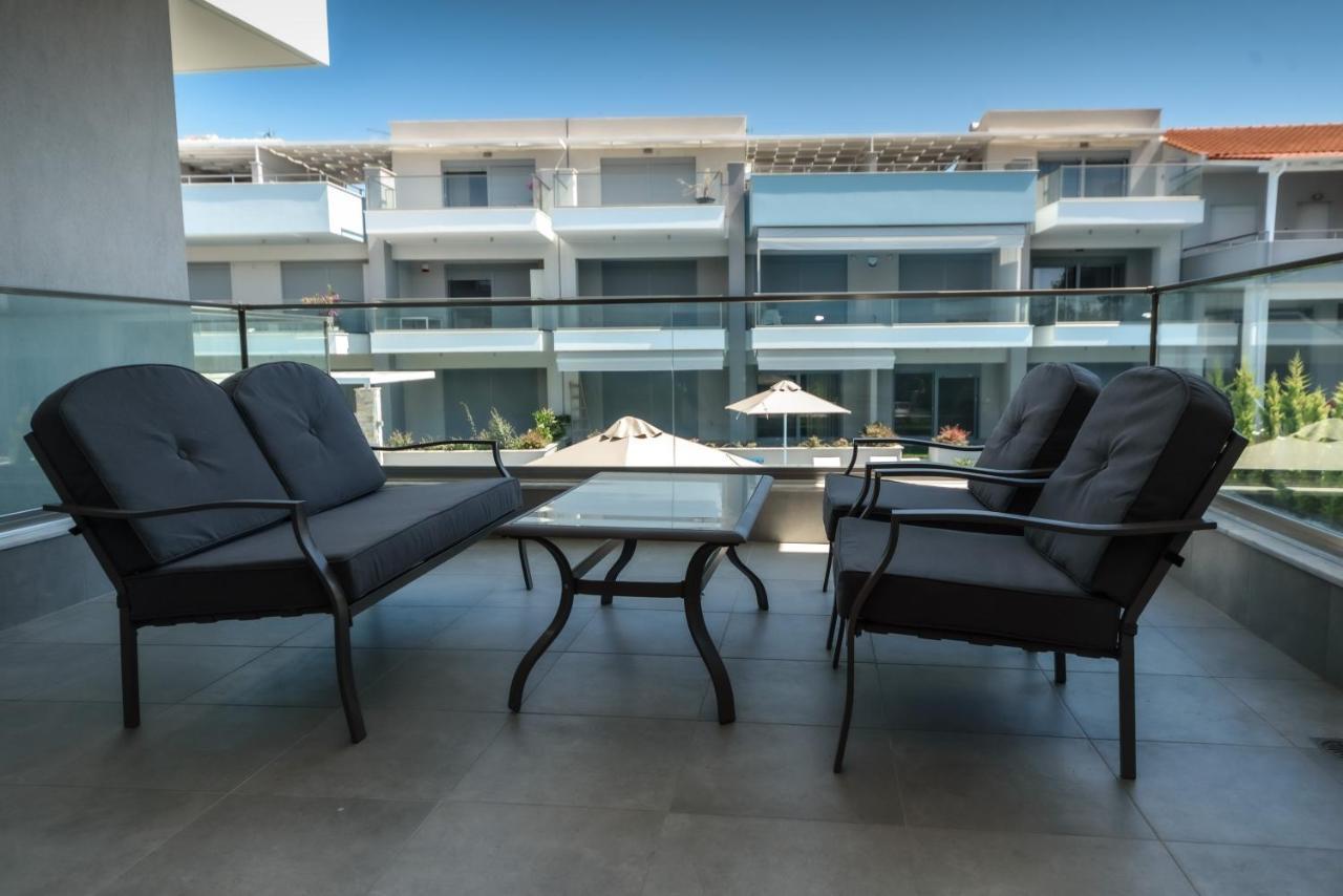 Itaka Familiy Apartments - Halkidiki Suites Com Никити Екстериор снимка