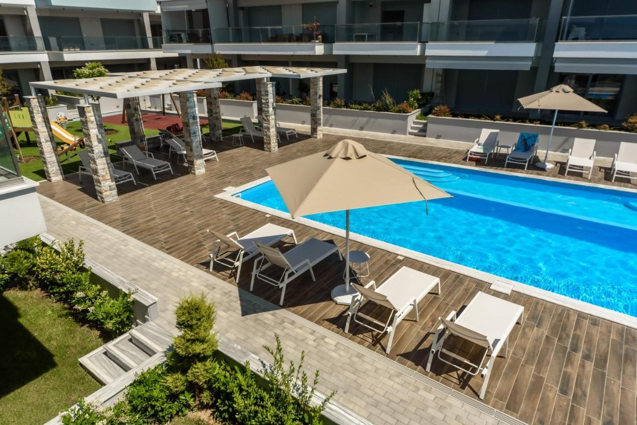 Itaka Familiy Apartments - Halkidiki Suites Com Никити Екстериор снимка
